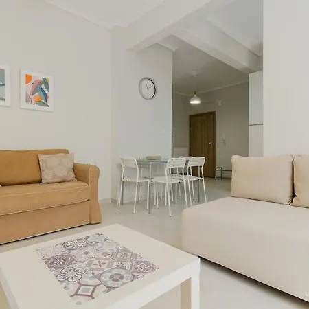Daire Minimalistic City Apartment, Vesta Philoxenia Selanik