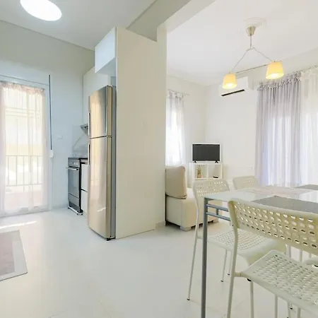 Minimalistic City Apartment, Vesta Philoxenia Daire Selanik