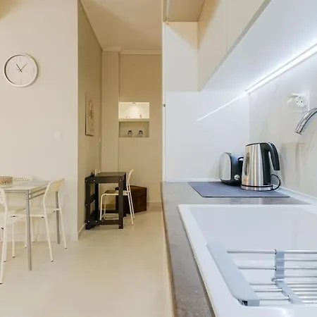 Minimalistic City Apartment, Vesta Philoxenia Daire